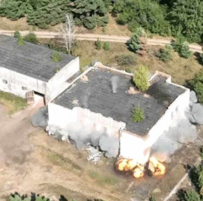 Демонтаж зданий и сооружений